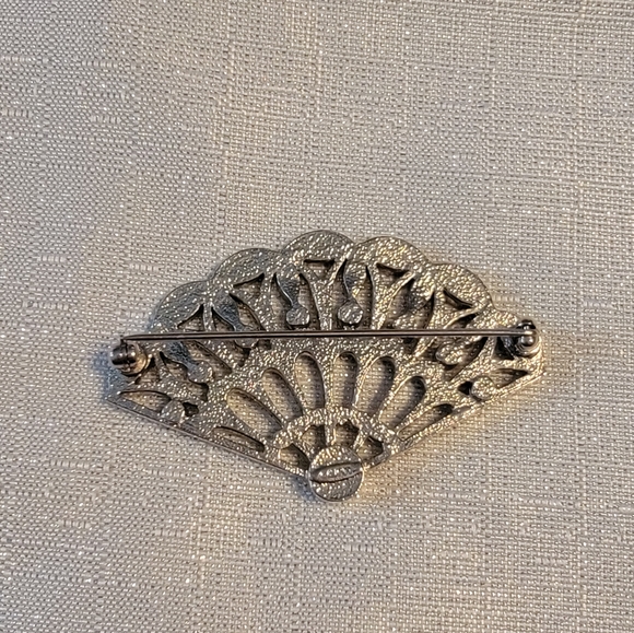Avon Art Deco Style Spanish Fan Rhinestone Brooch Pin - Picture 5 of 7